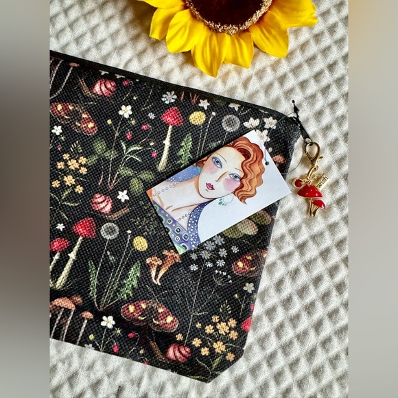 New Mushroom Core Flowers Snail Dandelion Botanical Makeup Tech Pencil Bag - 9” - Picture 2 of 12